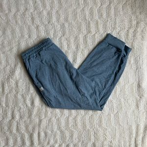 Vuori Performance Jogger in Cloud Heather Size Medium